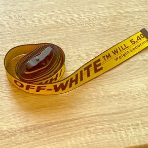 Off white industrial long belt